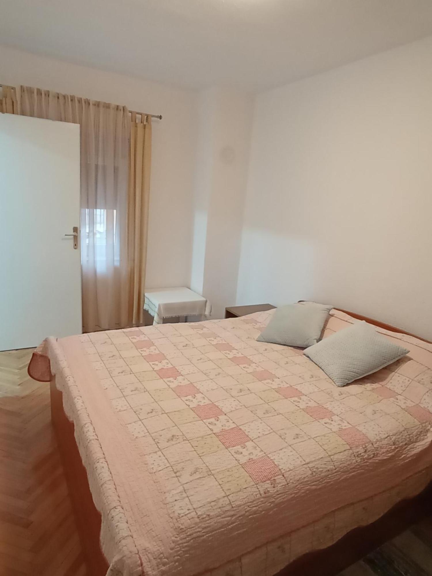 Luce Apartment Kijevo Luaran gambar