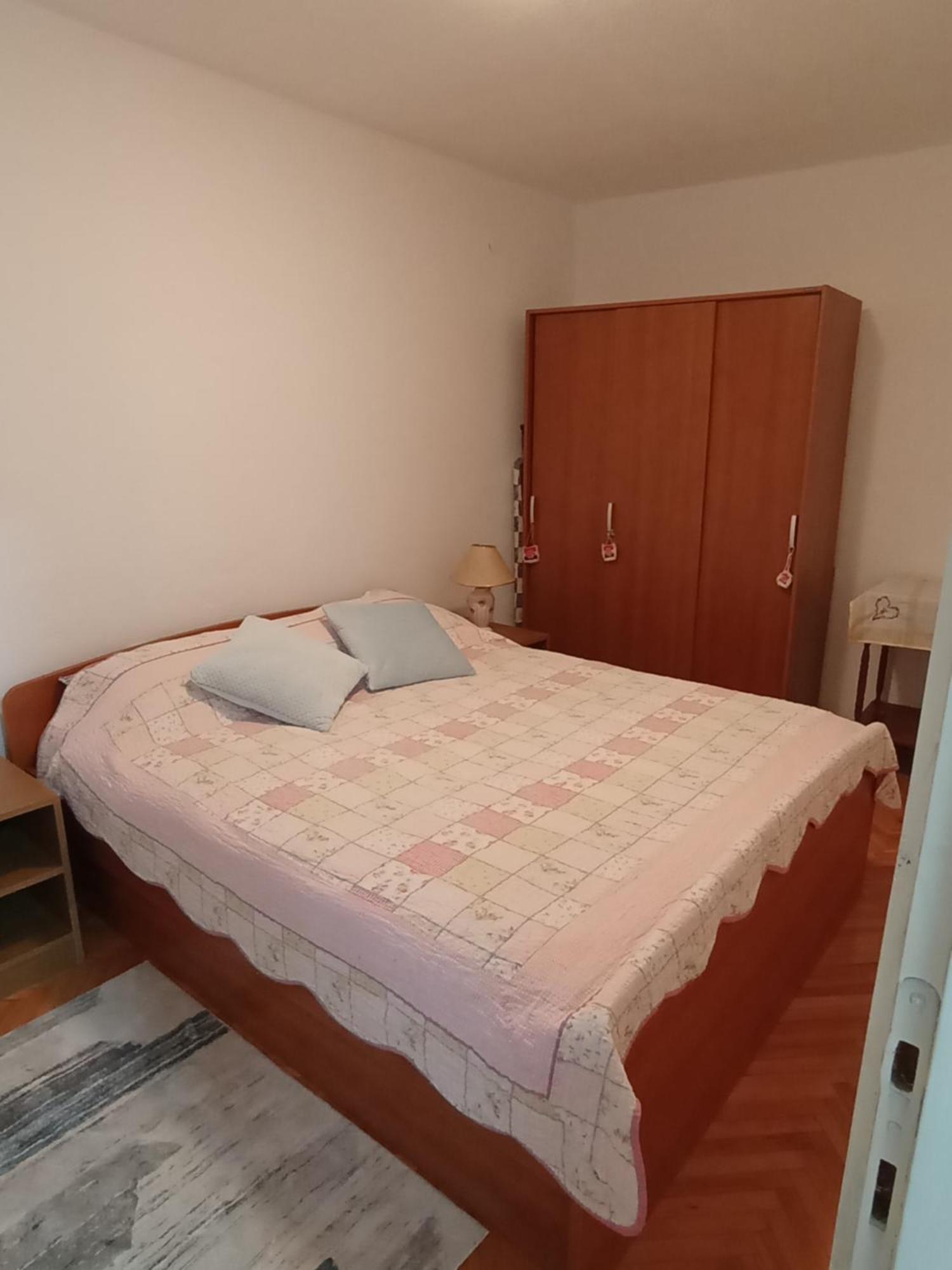Luce Apartment Kijevo Luaran gambar